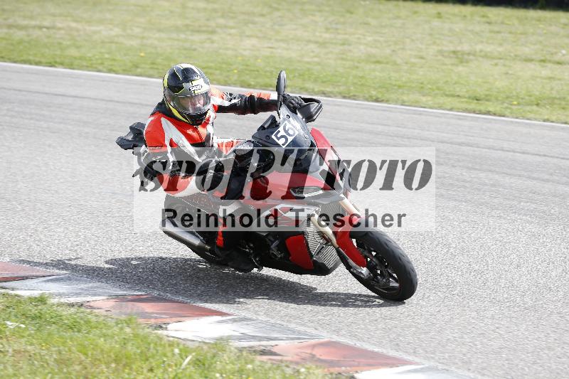 Archiv-2025/10 23.04.2025 Cornu Master School ADR/gruen-vert/56